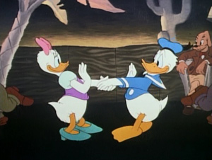 B01. Courts-métrages d'animation - Walt Disney Animation Studios - 1 : Mickey & Ses Amis - Page 6 1945-crime-4