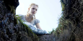 D01. Longs-métrages live action - Disney - 1 - Walt Disney Pictures - Page 12 2010-alice-03