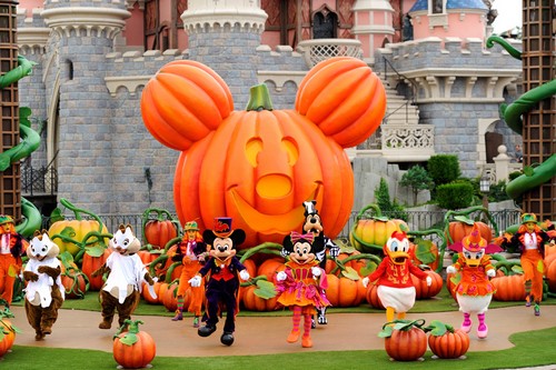 Fève Une Année avec Mickey Disney 2011 Halloween Mickey en Octobre 