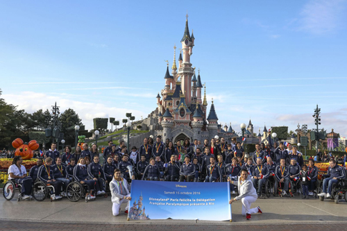 Disneyland Paris Félicite la Délégation Française Paralympique Présente à Rio