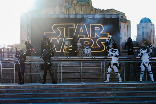 Star Wars : Une Galaxie Lointaine, Très Lointaine